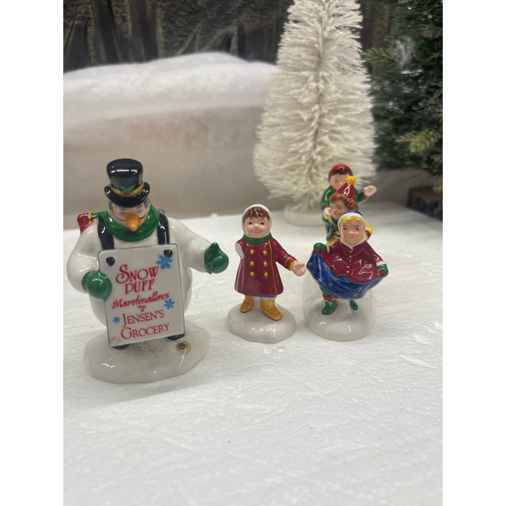 Dept 56 Snow Village HE LED THEM DOWN THE STREETS OF TOWN 54927 Damaged